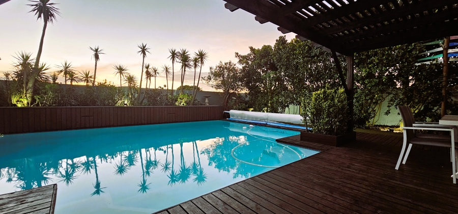 7 Bedroom Property for Sale in Country Club Western Cape